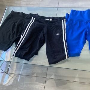 Adidas Black and Blue Leggings for Active Comfort